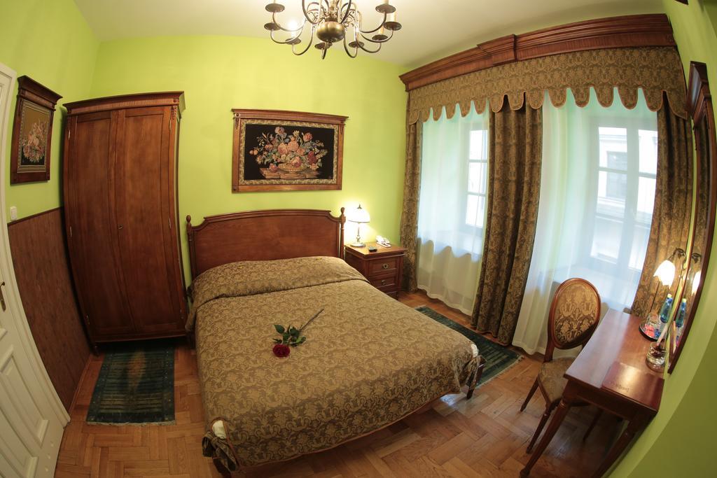 Bed and Breakfast Rezydencja Waksman Люблин Экстерьер фото
